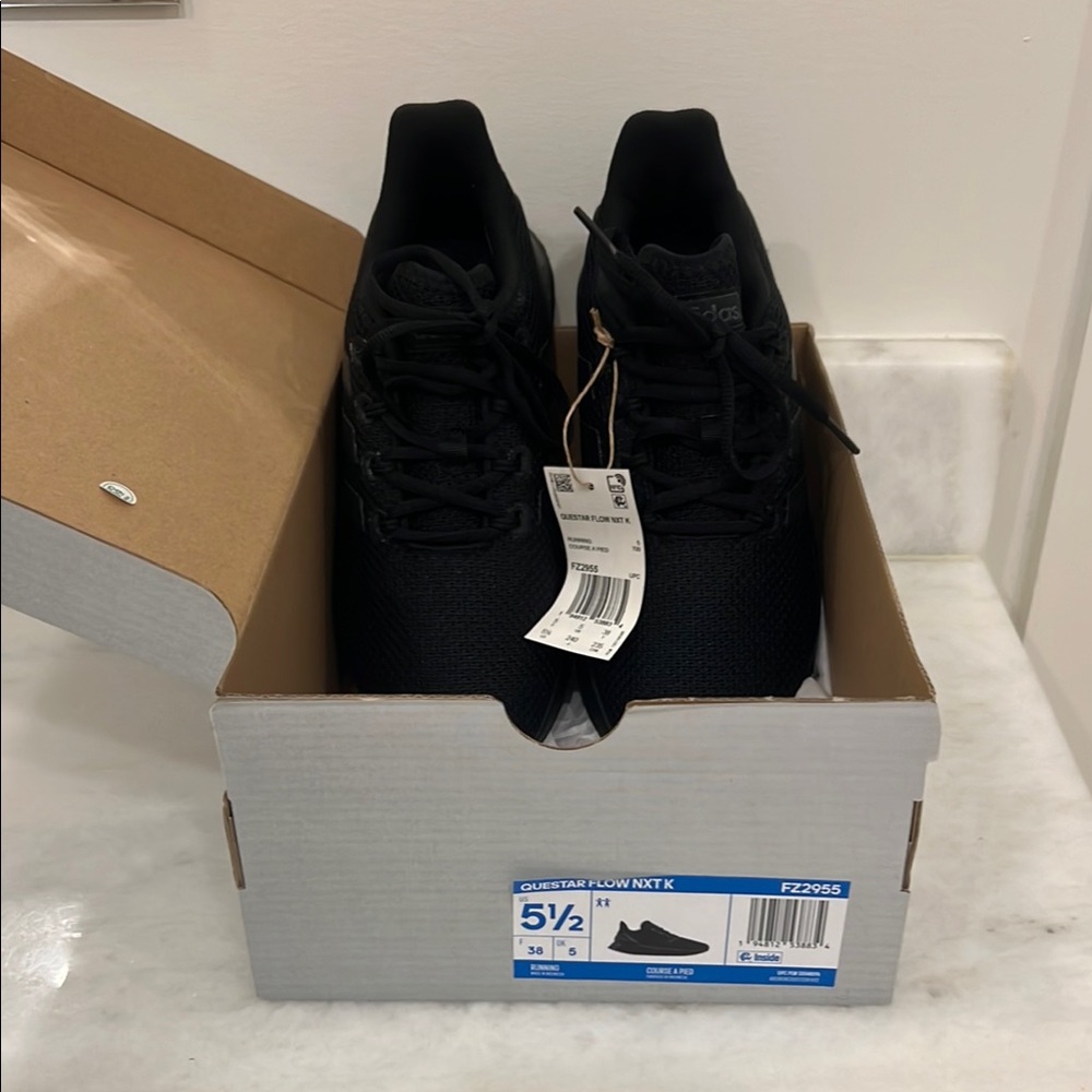 Boys Adidas Black Athletic Shoes Monochromatic Design NWT